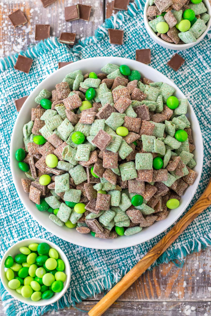 Mint Chocolate Muddy Buddies